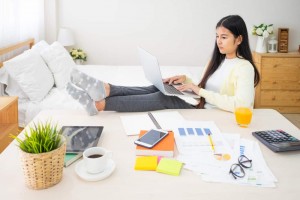 Tips Kerja dari Rumah ala Pengusaha UMKM Agar Tetap Cuan