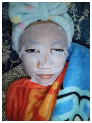 Melakukan perawatan wajah di usia tidak muda lagi