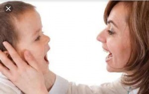 Keterlambatan Bicara pada Anak, Cari Penyebabnya Yuk!