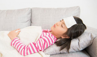 Tanpa Obat, Ini 4 Cara Turunkan Demam pada Anak 