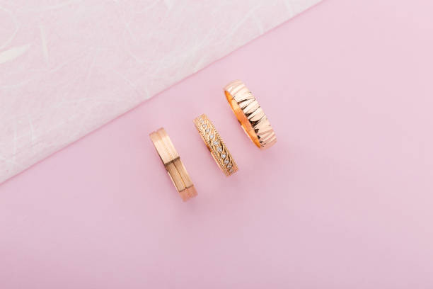 Keunikan Cincin Tunangan Rose Gold 