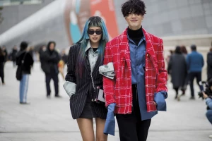 5 Gaya Fashion Korea yang Cocok Dipakai di Indonesia 