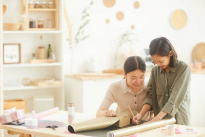 5 Karya Pengrajin Lokal Yang Akan Membuat Kamu Cinta Produk Lokal