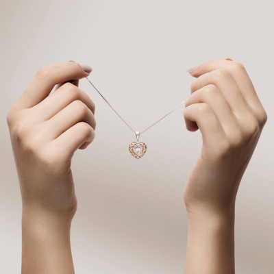 Koleksi Liontin dengan Model Terbaru dari Frank&co.