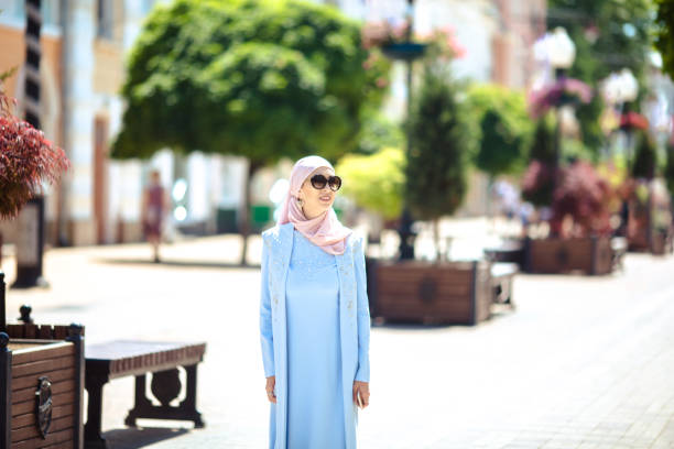 Warna Hijab Pastel Yang Untuk Wajah Lebih Cerah