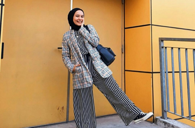 Buat Kamu yang Ingin Bergaya Boyish Minimalis dengan Hijab, Contek 5 Gaya Ini!