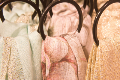 Tips dan Trik Menyimpan Hijab Agar Tidak  Kusut