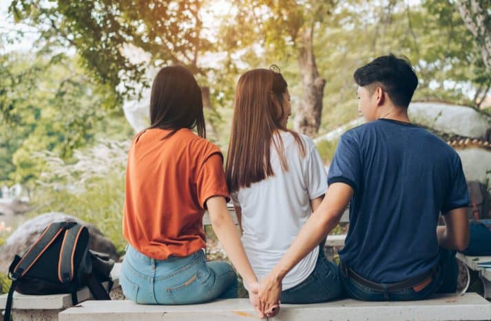 5 Cara Santuy Dan Elegan Hadapi Orang Ketiga Dalam Hubungan Asmara 