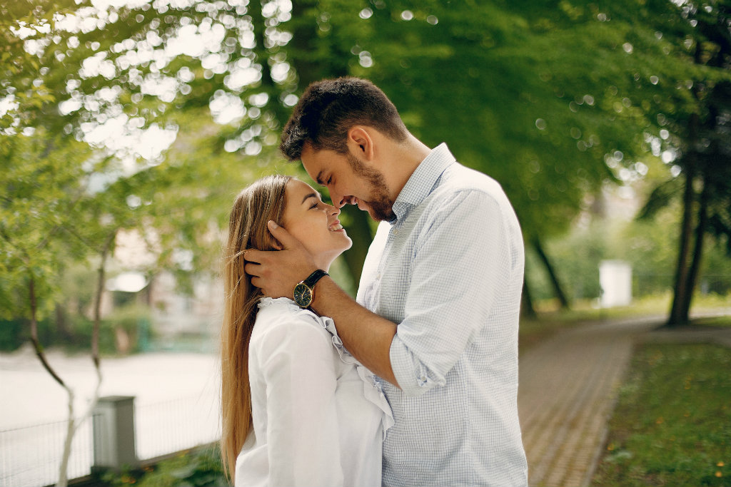 Supaya Tak Salah Mengerti, Ini 5 Istilah Hubungan Percintaan Yang Harus Kamu Pahami