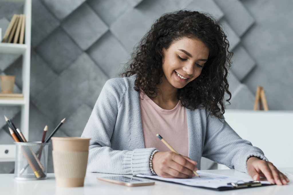 Fokuslah Pada Tujuan Hidupmu, Ladies! Abaikan Pendapat Orang yang Tidak Membangun dengan 5 Pemikiran Ini