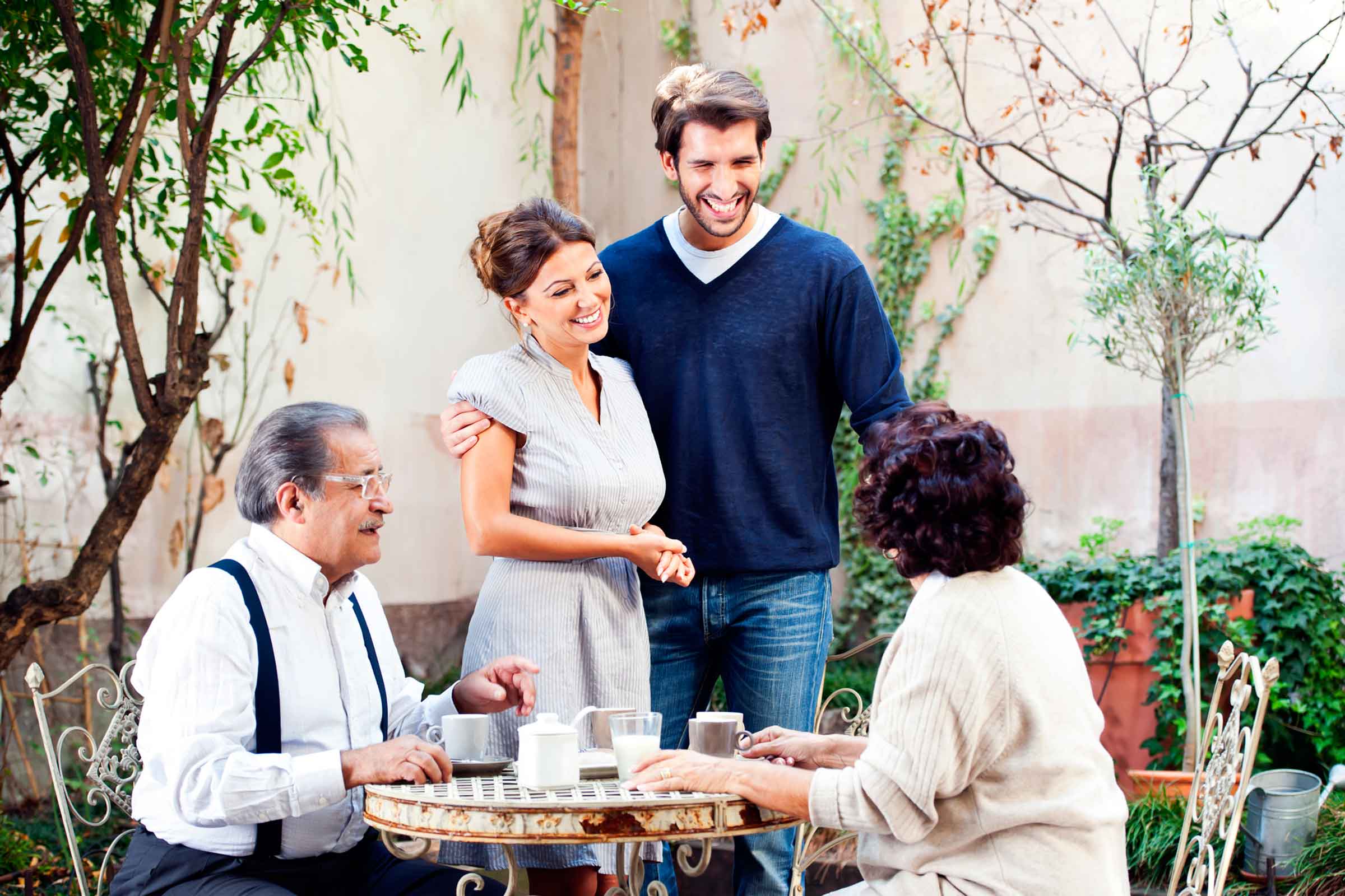 Biar Nggak Salting, Ini 7 Tips Untuk Bertemu Keluarga Pasanganmu Saat Liburan