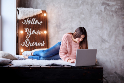 Hal-hal Yang Ga Baik! Di Share Ke Media Sosial