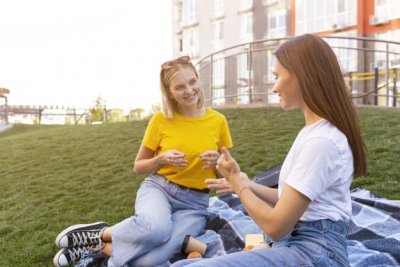 Bagimana Caranya Berkomunikasi Yang Baik Dengan Teman Tuna Wicara 