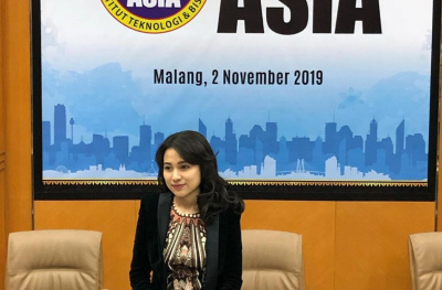Terpilih Jadi Rektor Termuda di Indonesia, Ini 5 Fakta tentang Risa Santoso