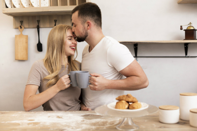 Selain Tanda Cinta, Ini 5 Manfaat Ciuman untukmu dan Pasanganmu 