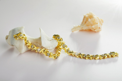 Sejarah Panjang Perhiasan Emas Yang Harus Kamu Ketahui