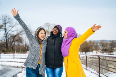 Berkunjung Ke Monumen Satu Tungku Tiga Batu di Fakfak - Papua Barat