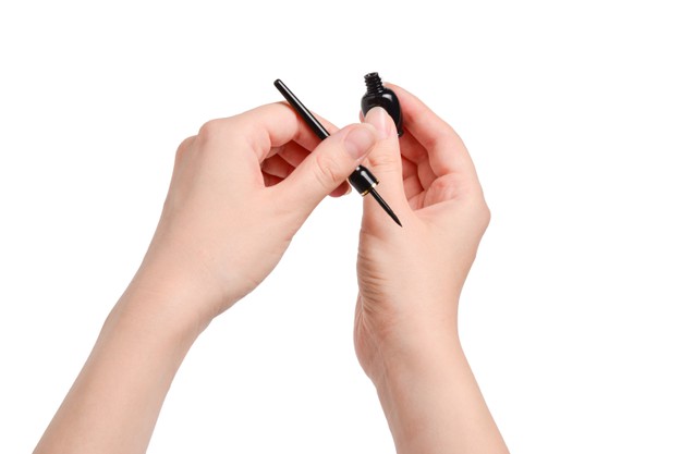 Jenis Eyeliner Yang Wajib Kamu Coba Untuk Membentuk Cat Eyes