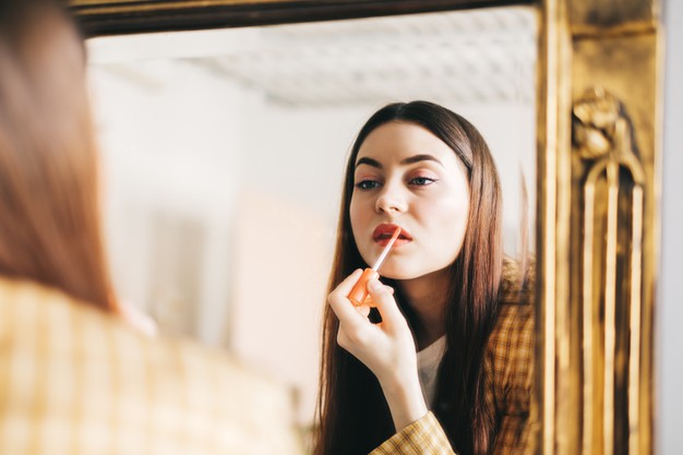 Warna Lipstik Favorit Wanita Dan Menebak Kepribadiannya Saat Kencan Pertama