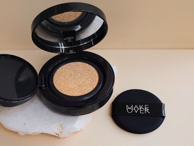 Lebih Dekat Make Over Hydra Stay Lit Glow Cushion  Cushion