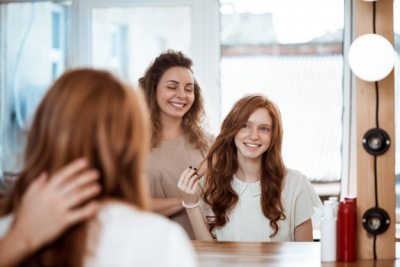 Rasakan Enam Manfaat Pergi Ke Salon Untuk Wanita