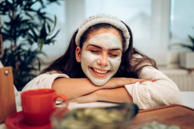 7 Langkah Mudah Melakukan Perawatan Wajah Di Usia 20an