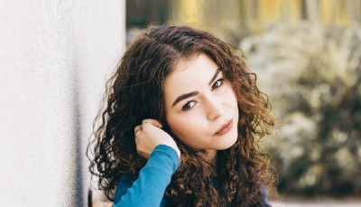 6 Cara Perawatan Rambut Keriting agar Tidak Kusut dan Mudah Diatur 