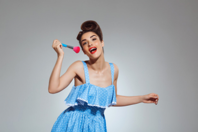 Tutorial Makeup Agar Wajah Terlihat Lebih Muda