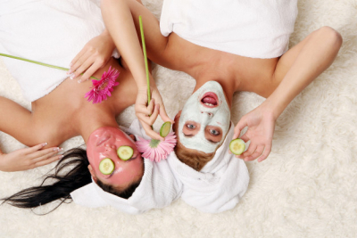 5 Produk Rekomendasi! Masker Wajah Berbahan Alami