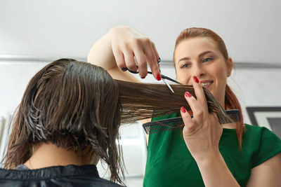 Model Gaya Rambut Agar Wajah Terlihat Lebih Muda 