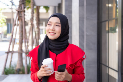 Trik Merawat Rambut Bagi Kamu yang Berhijab