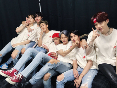 Rayakan Anniversary BTS, 8 Momen Berharga Bersama Army