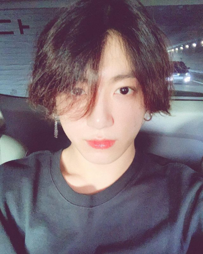 Jungkook Kembali ke Weverse, Army Merasa Histeris