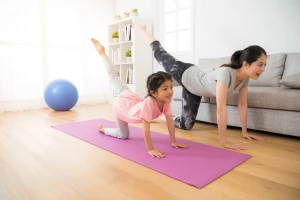 Atasi Kecemasan Ibu dan Anak Usia Dini Dengan Yoga