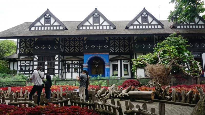 4 Rekomendasi Tempat Wisata Lembang yang Seru dan Eksotis
