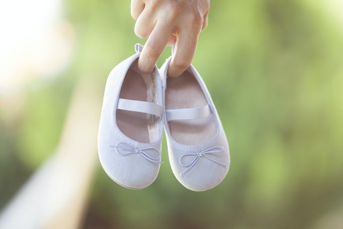 Gambar tips memilih sepatu bayi yang pas dan nyaman dipakai