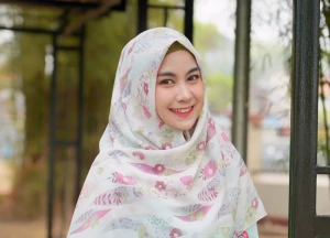 6 Gaya Dan Cara Berfoto Agar Terlihat Cantik Dan Imut Untuk Wanita Berhijab