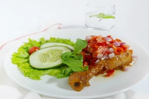 Cara Membuat Ayam Sambal Dabu-dabu yang Super Enak dan Pedas Mantap