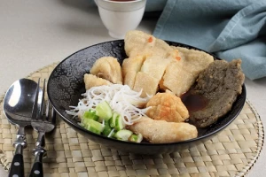 8 Menu Makanan Khas Palembang yang Lezat Menggoda