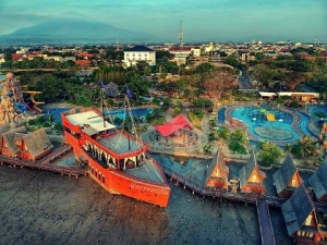 5 Destinasi Tempat Wisata Cirebon yang Menarik dan Wajib Kamu Kunjungi