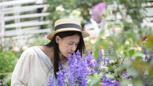 Mengenal Apa Itu Anosmia, Penyebab dan Cara Mengatasinya