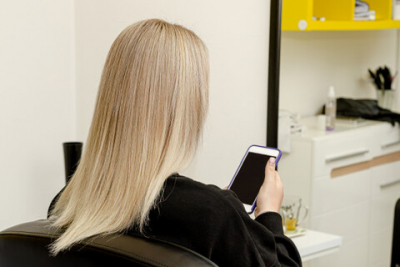 6 Teknik Pewarnaan Rambut yang Ngetren di 2021