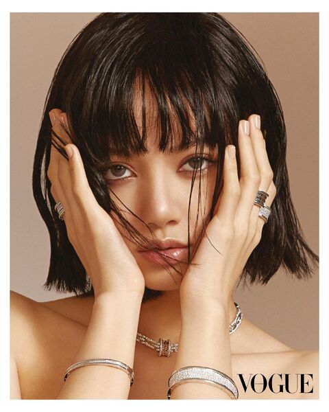 YG Entertainment Dituduh Menunda Debut Solo Lisa: Dikabarkan Rilis Juni 2021