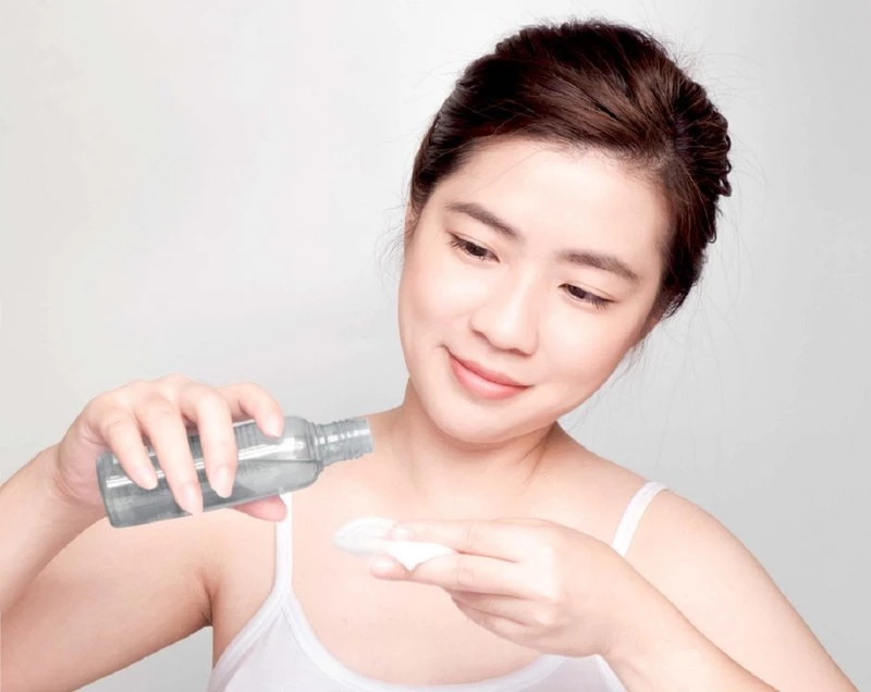 Jangan Sampai Terlewat, Ini 8 Kegunaan Toner Bagi Wajah dan Kulit