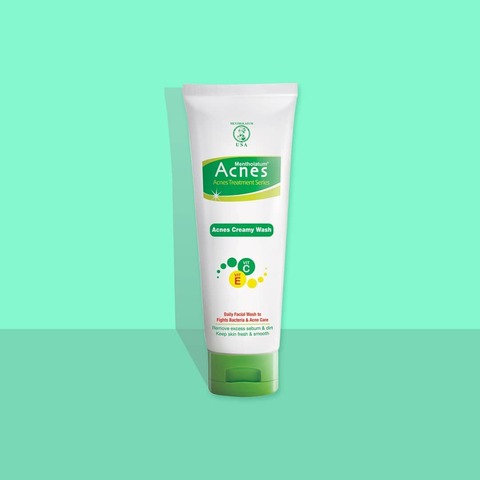 Manfaat dan Kandungan Acnes Creamy Wash 