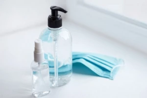 3 Perbedaan Antiseptik dan Disinfektan, Bahaya Jika Tertukar!