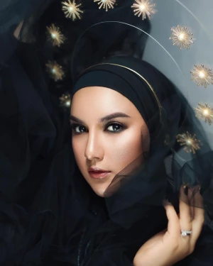 5 Fakta Irish Bella si Ratu Cinlok