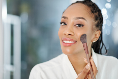 5 Rekomendasi Blush On untuk Kulit Sawo Matang: Warna Plum?