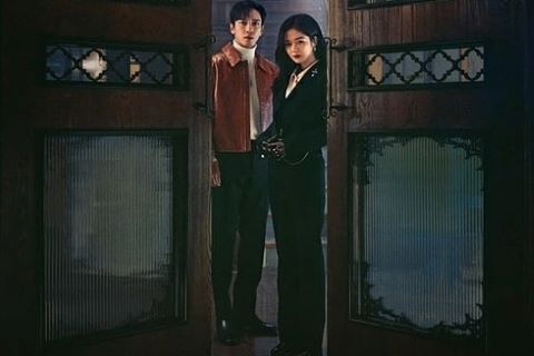 Bergenre Komedi Fantasi, Berikut Sinopsis Dari Serial Korea Drama "Sell Your Haunted House"