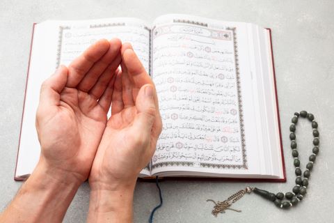 13 Kata-Kata Mutiara Islam Untuk Membuat Hidup Lebih Bersemangat